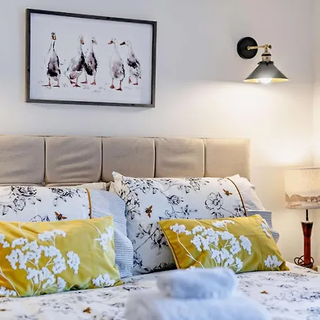 2 Bed In York Oc-96097 Ferienhaus Helmsley