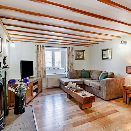 別荘 2 Bed In York Oc-96097 ヘルムスリー
