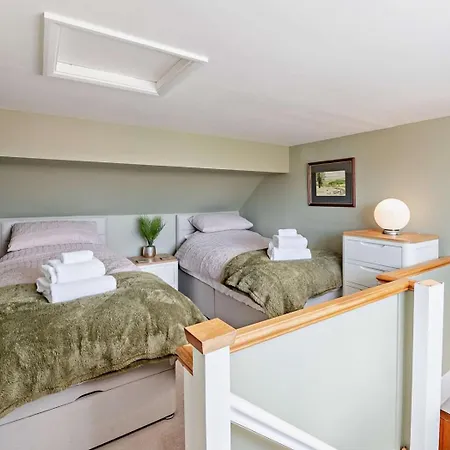 別荘 2 Bed In York Oc-96097